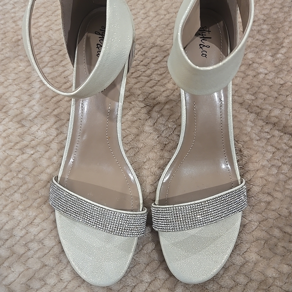 Style & Co Cream Gold Rhinestone Ankle Strap Heels Sandals Size 12M Dress Shoes - Picture 10 of 11